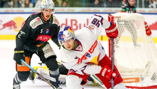 Für Lucas Thaler (re.) und seine Eisbullen gab‘s Sonntag einen Sieg in Wien.