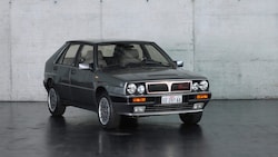 Dieses Auto vom verstorbenen Dirigenten Herbert von Karajan wurde in Salzburg versteigert.