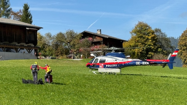 Die Leiche des Mannes wurde mit dem Polizeihubschrauber geborgen.