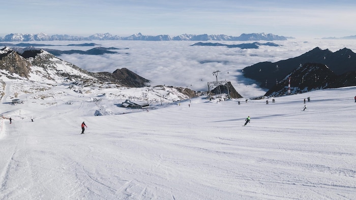 Am Vormittag war das Zeller Becken noch von Wolken verdeckt. Schon bald aber setzte sich die ...