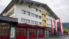 Das neue Feuerwehrhaus in Niedernsill wurde am Samstag eröffnet.