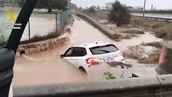 Auf Ibiza wurden Straßen überflutet.