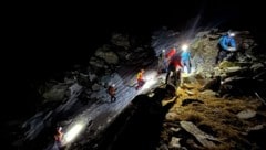 Mitten in der Nacht stiegen die Bergretter auf.