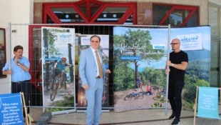 Hotelsanierer und Investor Bernd Hinteregger (Mitte): Der Kärntner wird nun Chef der ...