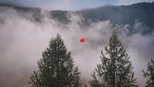 Mit dem „fliegenden Warndreieck“ sollen die Berge vor allem im Sommer wieder sicherer werden. 