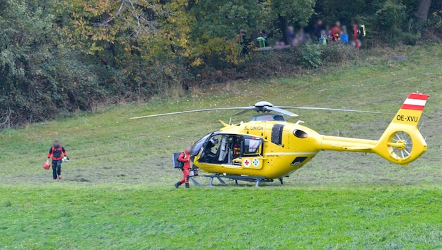 Der Notarzthubschrauber C1 rückte an und brachte ein Kind in die Innsbrucker Klinik.