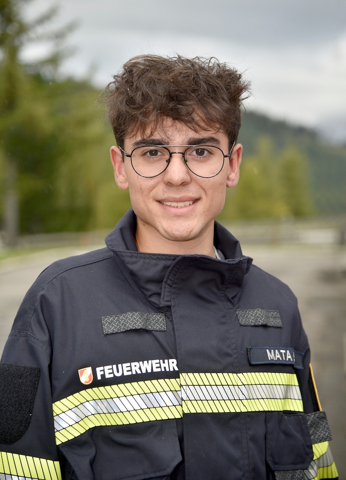 Der 16-Jährige hilft, wo er kann.