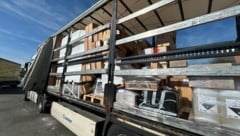 Der Schrott-Laster wurde auf der Rheintalautobahn im Bereich Hörbranz gestoppt.