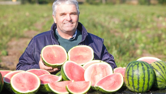 Ernst Aschauer ist froh, dass er nicht auf seinen Melonen sitzen geblieben ist,