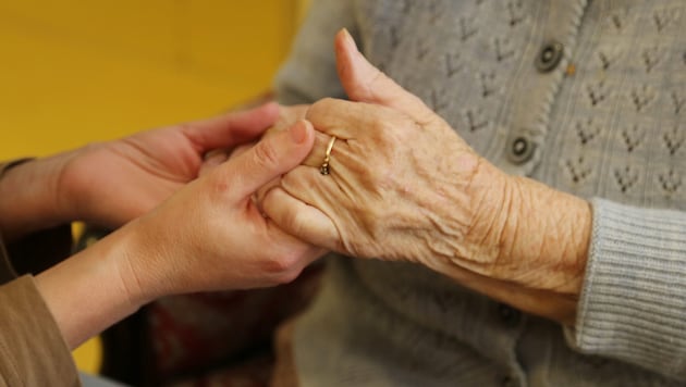 „Momenz“ möchte Menschen mit Demenz begleiten und unterstützen.