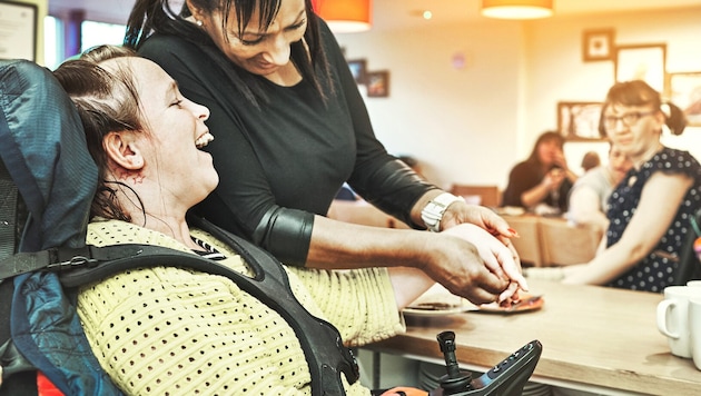 Menschen mit Behinderung können in Tagesstätten arbeiten.