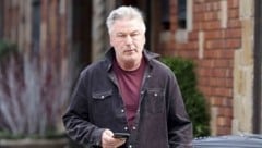 Alec Baldwin krachte mit Bruder Stephen Baldwin am Beifahrersitz mit Hilaria Baldwins Range ...
