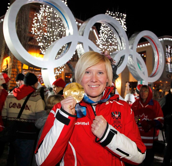 Andrea Fischbacher jubelte über Gold im Super-G.
