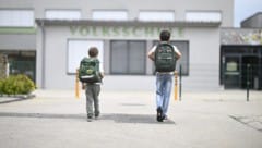 Die Schule hat wieder begonnen – das belastet auch das Familienbörsel