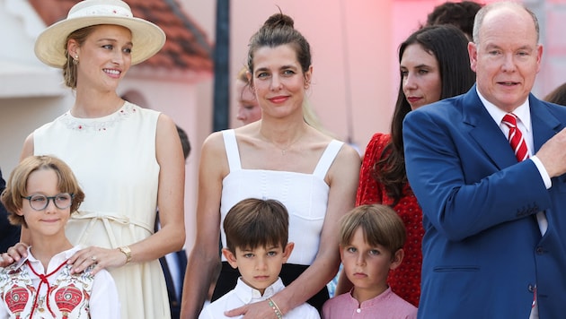 Das Fürstenhaus von Monaco freut sich erneut über Nachwuchs! Beatrice Borromeo – links mit Sohn ...