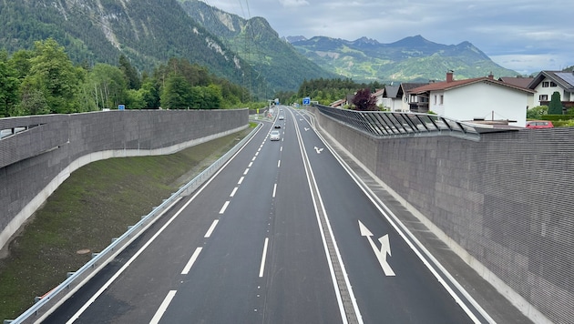 Die Arlbergschnellstraße (S16) im Vorarlberger Klostertal.