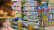 2015 gab es in OÖ noch 381 Geschäfte im Papier- und Spielwarenhandel. Im Vorjahr waren es nur ...