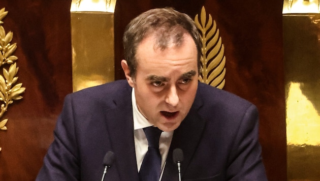 Frankreichs Regierungschef Sébastien Lecornu hat ein Zugeständnis an die Sozialistinnen und ...