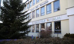 Bildungsdirektion lässt die Volksschule Neualm im Stich