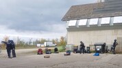 Von den ursprünglich 23 Personen standen nun 13 vor Gericht, einer fiel aus medizinischen ...