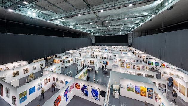 Viele Galerien versammelt unter einem Dach bei der ARTfair.