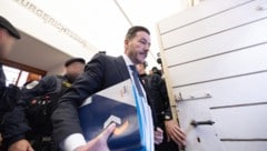 Nach Anmeldung bzw. Urteilszustellung sind vier Wochen Zeit, um Beschwerdegründe näher ...