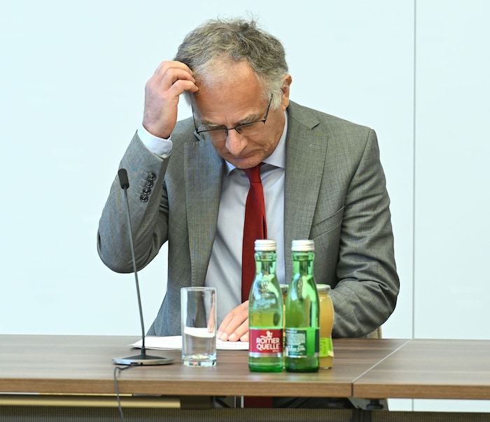 Finanzminister Markus Marterbauer (SPÖ) bereitet der Blick auf die Budgetzahlen Kopfzerbrechen.