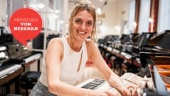 Klavierbaumeisterin Hahn: „Man lernt das nicht mit Büchern und YouTube. Es wird von Hand zu ...