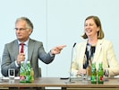 Finanzminister Marterbauer und Staatssekretärin Eibinger-Miedl sind bei Steuern nicht einer ...