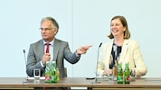 Finanzminister Marterbauer und Staatssekretärin Eibinger-Miedl sind bei Steuern nicht einer ...