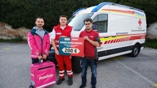 PENNY x foodora Übergabe in Wr. Neustadt