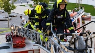 Action pur: So wie das Leben von Feuerwehrleuten nunmal ist! 