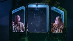 In einer Gondel, und doch wie isoliert voneinander – Mutter und Sohn, brillant gespielt von ...