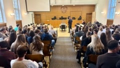 Der Prozess sorgte für großen Andrang am Klagenfurter Landesgericht, vor allem viele Schüler der ...