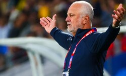 Irak-Trainer Graham Arnold weiß gerade nicht, wie er sich auf die WM vorbereiten soll.