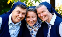 Die Schwestern Maria (61), Ecatarina (50) und Roswitha (65) begeistern Millionen (von links).