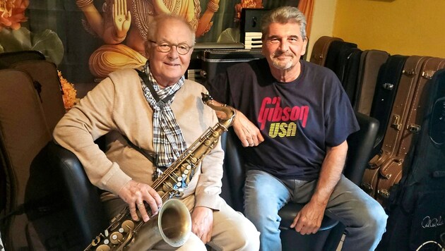 Er wollte es nochmal wissen – Saxophonkurs in Pension gelungen: Erhard Blaschke mit Förderer ...