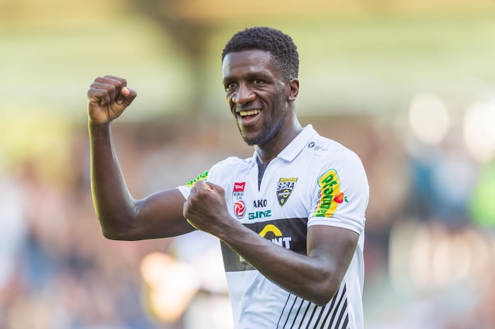 Samuel Oum Gouet spielte für Kamerun in Katar.