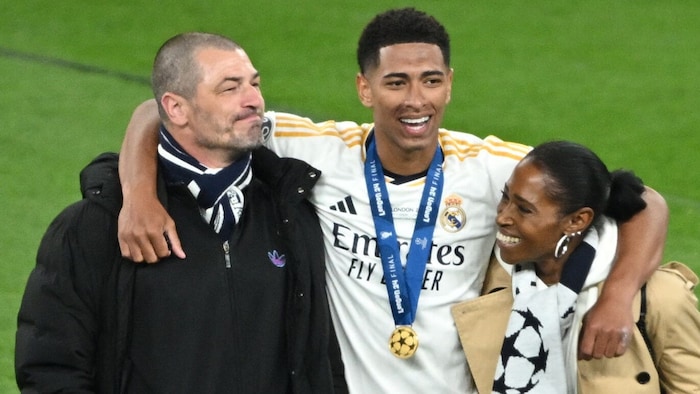 Papa Bellingham mit Ehefrau und Jude