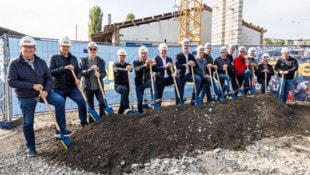 Am Mittwoch erfolgte der Spatenstich für den neuen Schlachthof in Rankweil.