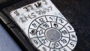 Während Brüssel für mehr Sicherheit auf den Straßen die „Pickerl“-Regeln verschärfen möchte, ...