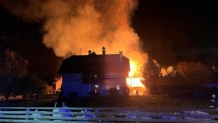 Vergangene Woche mussten Einsatzkräfte gleich zweimal wegen Stallbränden nach Oberdorf in ...