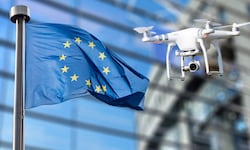 Polens Präsident Karol Nawrocki wehrt sich gegen einen EU-Rüsungskredit für sein Land ...