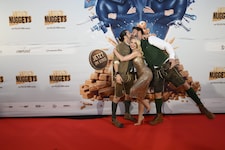 Hatten Spaß am Set und bei der Premiere: Pizzera, Jaus und Schneider