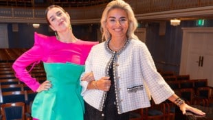Opernstar Asmik Grigorian mit GW Cosmetics Geschäftsführerin Amra Deisenhammer.