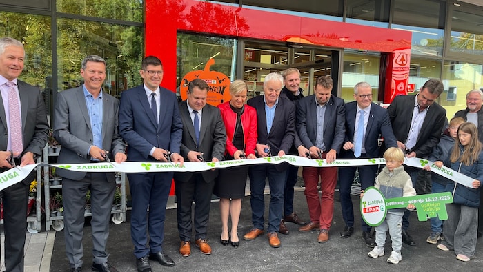Feierliche Eröffnung des neuen Nahversorgers in Gallizien.
