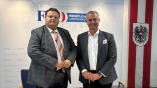 Die Klubchefs Norbert Hofer (FPÖ) und Bernd Strobl (ÖVP) wollen bei der Aufarbeitung der Causa ...