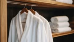 Mit Pfandverleihsystem für Bademäntel und Handtücher getrickst (Symbolbild)