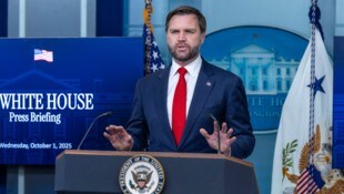 Rassismus als Spaß? Der US-Vizepräsident schützt junge Republikaner trotz Skandal.