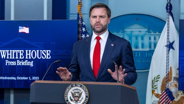 Rassismus als Spaß? Der US-Vizepräsident schützt junge Republikaner trotz Skandal.